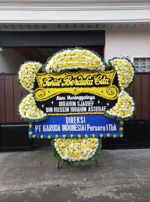 Papan Bunga Duka di Tampan